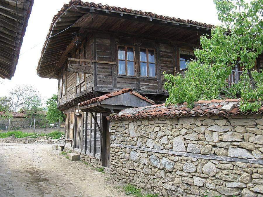 Къщата На Художника Hotel Zheravna Bagian luar foto